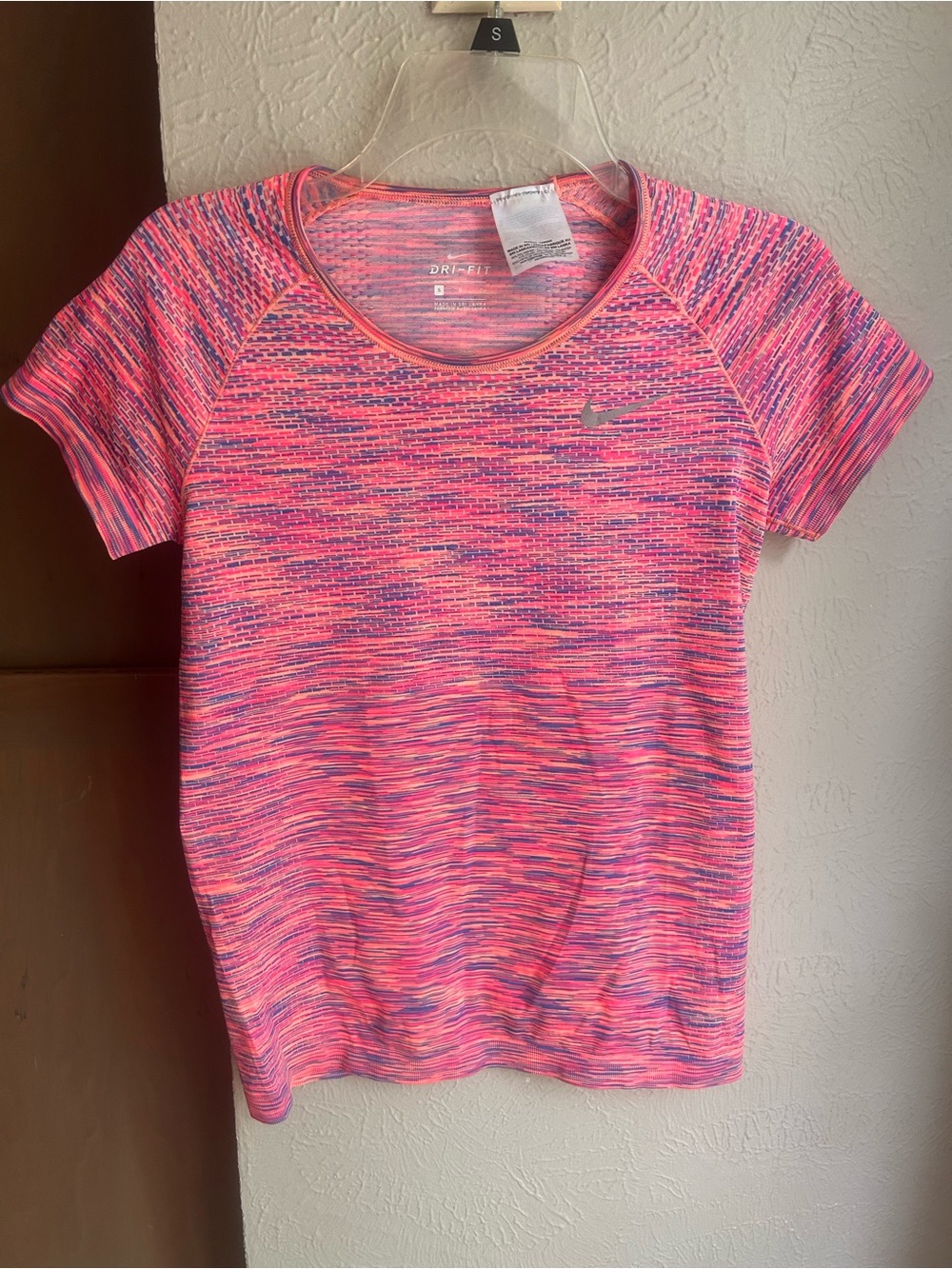 $5 in a bundle Nike Dry Fit multi pink athletic shirt Size Small